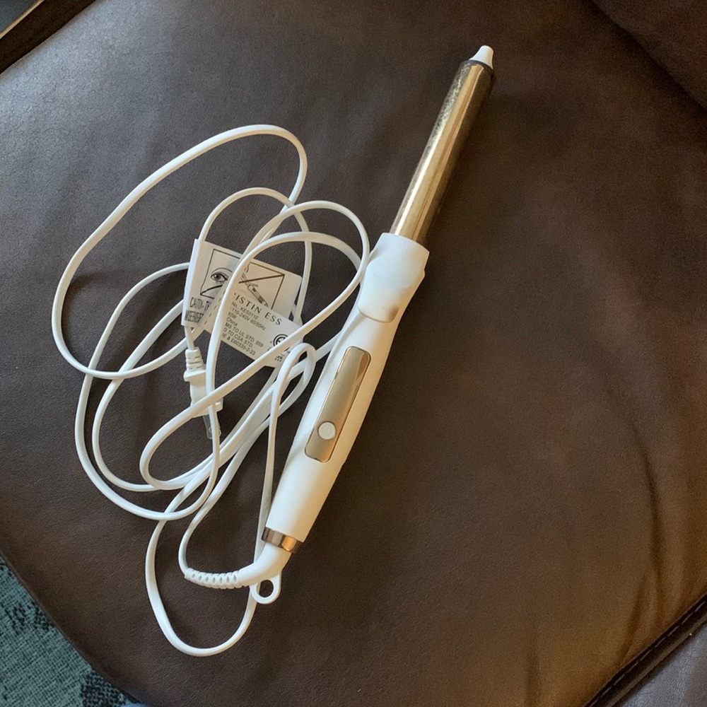 Kristin Ess curling Iron